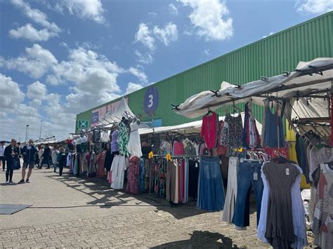 zwarte markt beverwijk openingstijden.